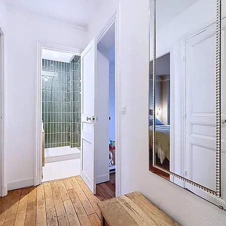 Appartamento Family Haven Near The Buttes-chaumont Parigi